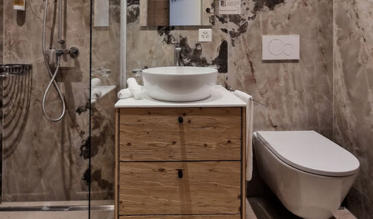 JOHN'S LODGE Les Collons