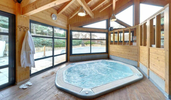 LOGIS HÔTEL LES PEUPLIERS Baratier