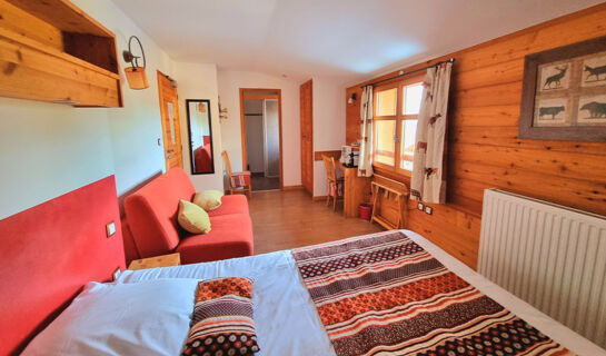 LOGIS HÔTEL LES PEUPLIERS Baratier