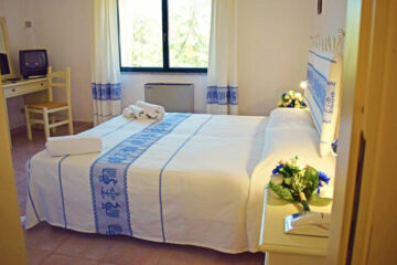 HOTEL MONTIRUJU (B&B) Santa Maria Coghinas