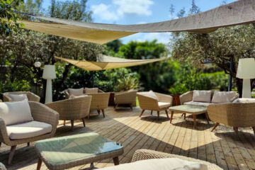 SEVAN PARC HOTEL (B&B) Pertuis