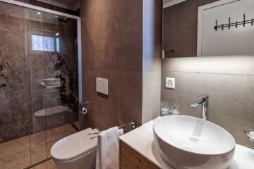 JOHN'S LODGE Les Collons