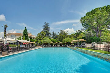 SEVAN PARC HOTEL (B&B) Pertuis